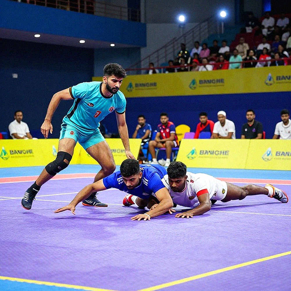 বেঞ্চে বসে থাকা 'হাই-ফ্লায়ার': এশিয়ান গেমসের ফাইনালে পবন সেহরাওয়াতের অনুপস্থিতি আসলে কী বলছে