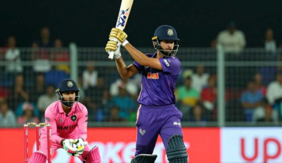 ৩৪তম ওভারের নীরবতা: এশিয়ার ওয়ানডে চেজ কেন মাঝপথে থেমে যায় ৩৪তম ওভারের নীরবতা: এশিয়ার ওয়ানডে চেজ কেন মাঝপথে থেমে যায়