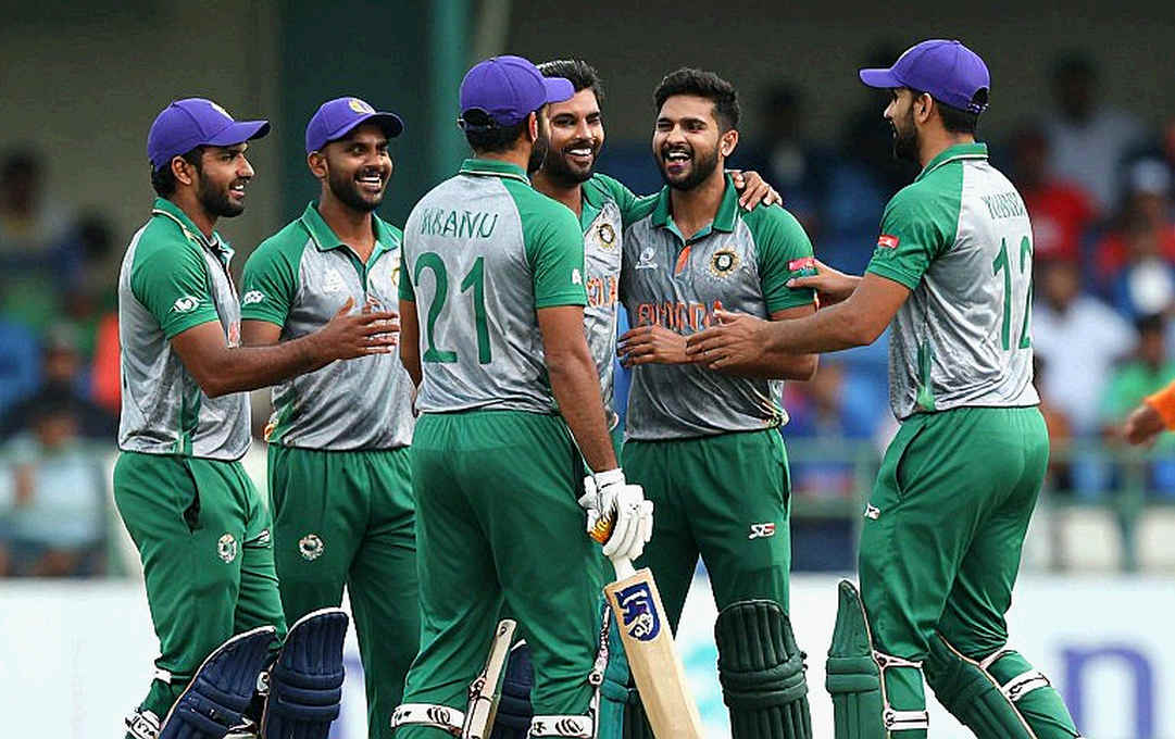 A Tie in Mirpur, Rain at Old Trafford: Two Crickets in One Week, One Brisbane A Tie in Mirpur, Rain at Old Trafford: Two Crickets in One Week, One Brisbane