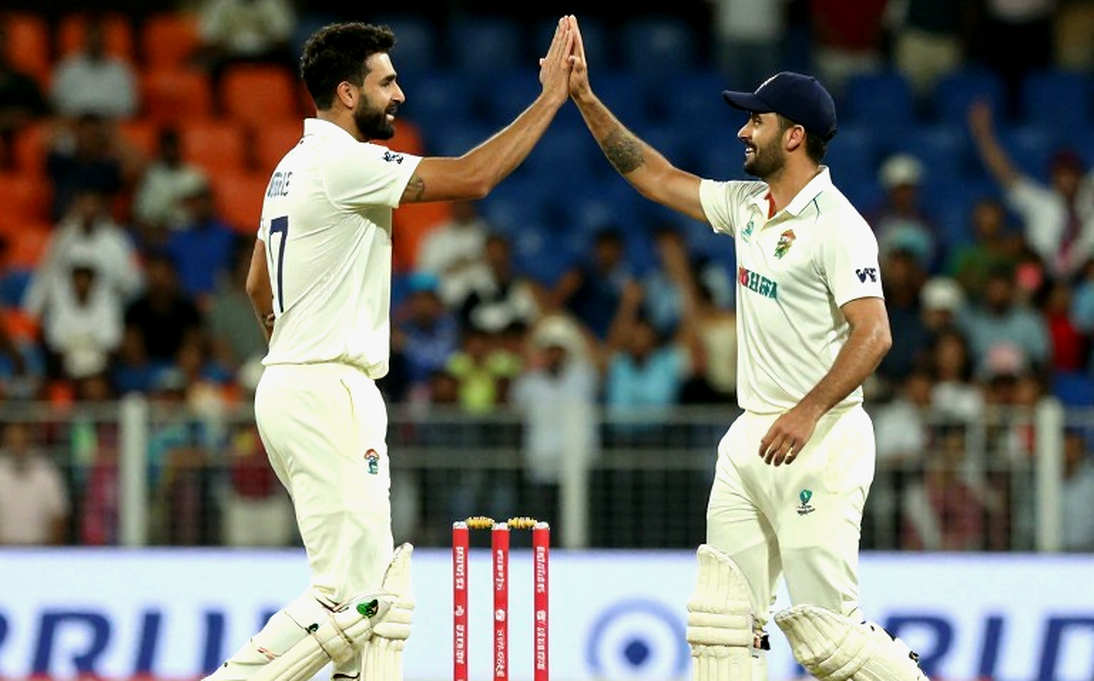 ব্লকচেইনের টাকা গালফের ক্রিকেটে ঢুকেছিল, কিন্তু ম্যাচের হিসাবের খাতা কেউ খোলেনি ব্লকচেইনের টাকা গালফের ক্রিকেটে ঢুকেছিল, কিন্তু ম্যাচের হিসাবের খাতা কেউ খোলেনি