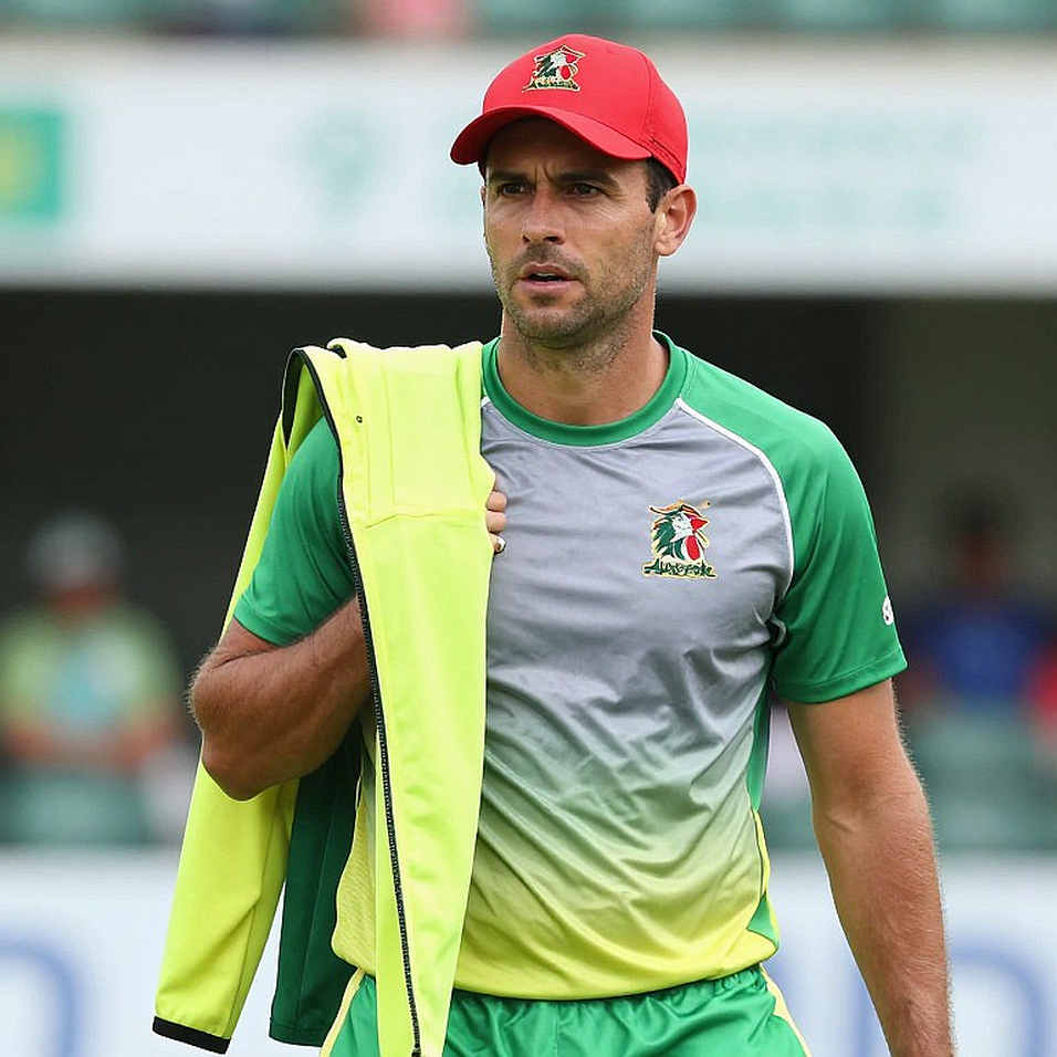 Silence Before the Review: How Crowd Pressure Reshapes Third-Umpire Decisions in Cricket Silence Before the Review: How Crowd Pressure Reshapes Third-Umpire Decisions in Cricket