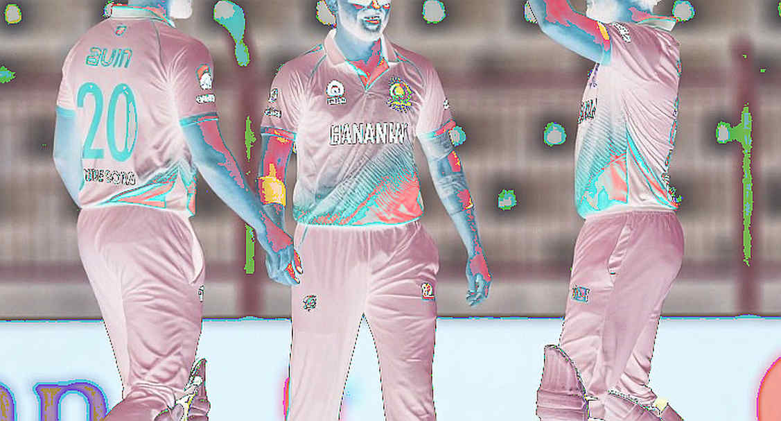 পার্থে আলো নিভে যাওয়ার আগে: বার্টলেটের ঝড়, পিয়ারসনের ধৈর্য আর কুইন্সল্যান্ডের নিয়ন্ত্রণ