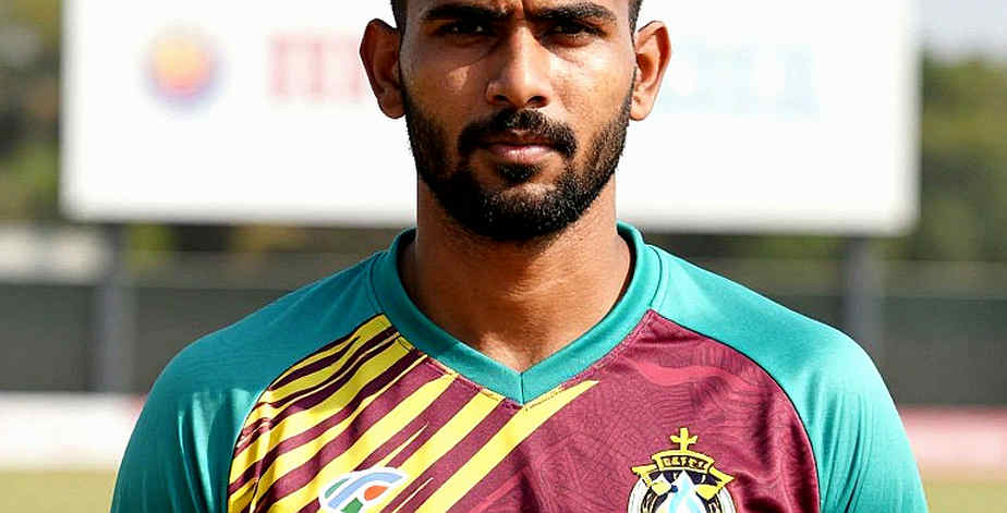 পার্থে আলো নিভে যাওয়ার আগে: বার্টলেটের ঝড়, পিয়ারসনের ধৈর্য আর কুইন্সল্যান্ডের নিয়ন্ত্রণ পার্থে আলো নিভে যাওয়ার আগে: বার্টলেটের ঝড়, পিয়ারসনের ধৈর্য আর কুইন্সল্যান্ডের নিয়ন্ত্রণ