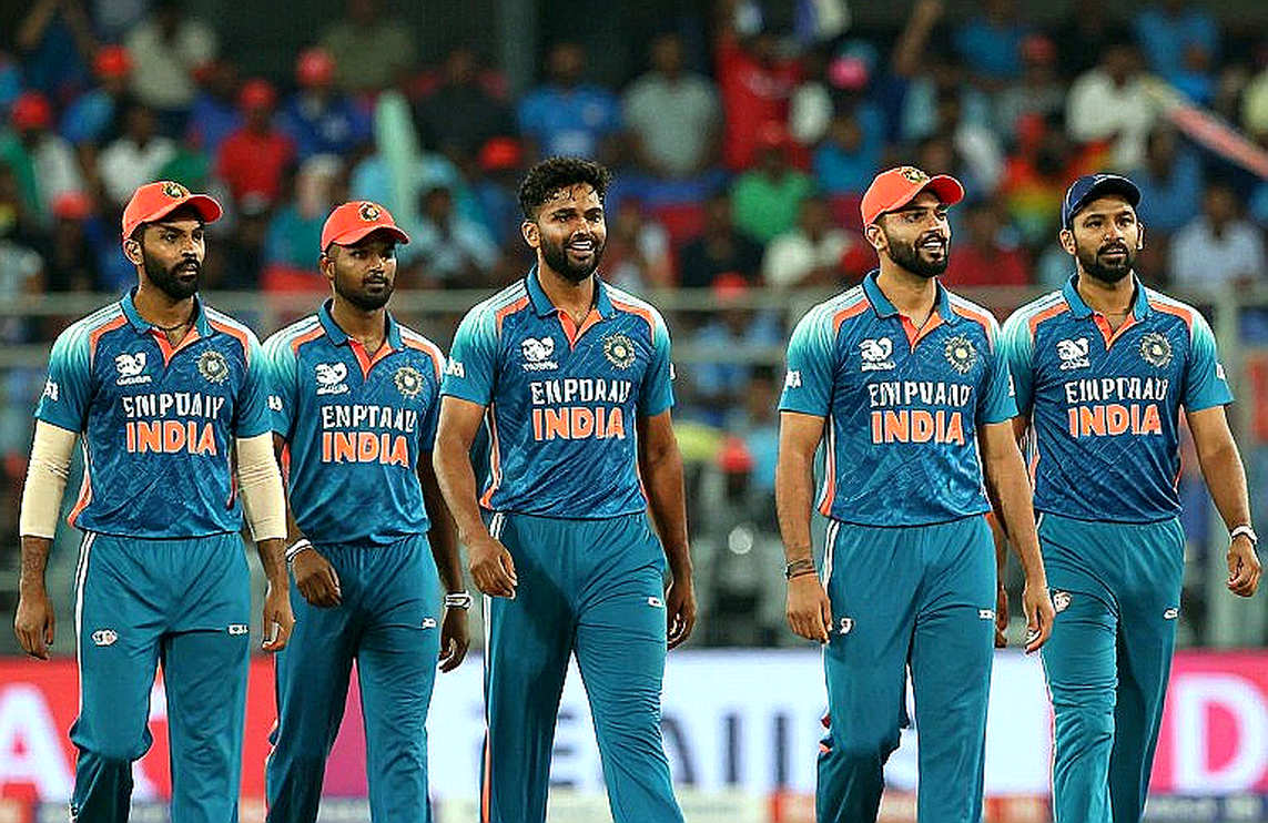 নিউজিল্যান্ডের ষোলোর মধ্যে তিনটি শূন্যতা: ভারত সিরিজের আগে চোটের খাতা আসলে কী বলছে নিউজিল্যান্ডের ষোলোর মধ্যে তিনটি শূন্যতা: ভারত সিরিজের আগে চোটের খাতা আসলে কী বলছে