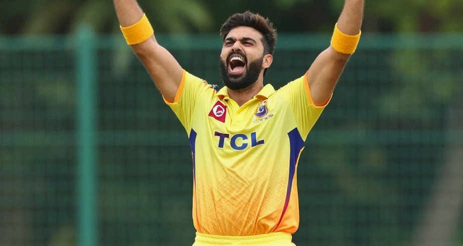 বোলিং কোচ থেকে পেস কোচ: দিল্লি ক্যাপিটালসের নিয়োগে যে ফাটলটা কেউ দেখছে না