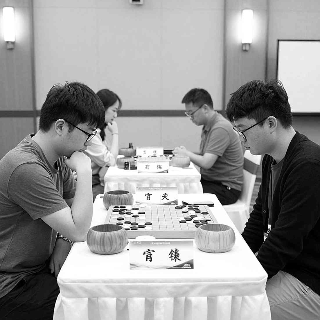 বেন্ট লারসেনের কৌশল, নাকি এক মোড়কের গল্প — ChessBase Magazine #২২৫ ও দাবা-জ্ঞানের অর্থনীতি