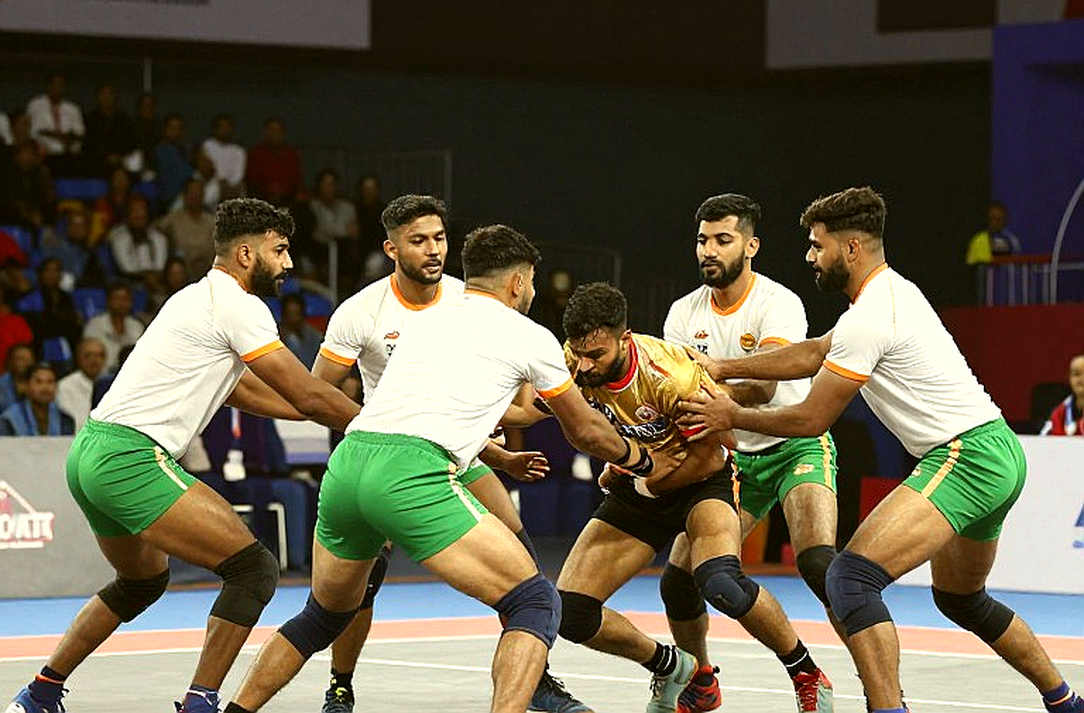 রোটেশন, লোনা আর ৪০–৩৪: আহমেদাবাদে ভারতের 'সেরা দল' আসলে কী